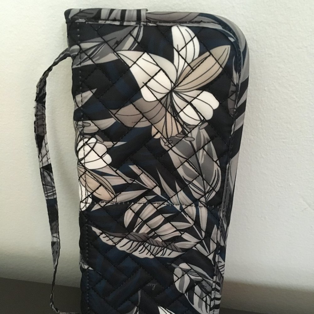 Lug - Sleeper Brush Holder - NWOT